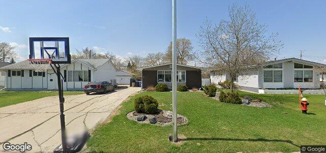 9 Gatineau Bay（加拿大曼尼托巴省溫尼伯市）房屋照片