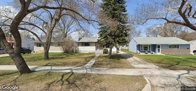 915 Autumnwood Drive（加拿大曼尼托巴省溫尼伯市）房屋照片