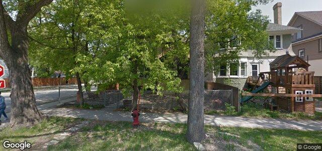 143 Canora Street（加拿大曼尼托巴省溫尼伯市）房屋照片