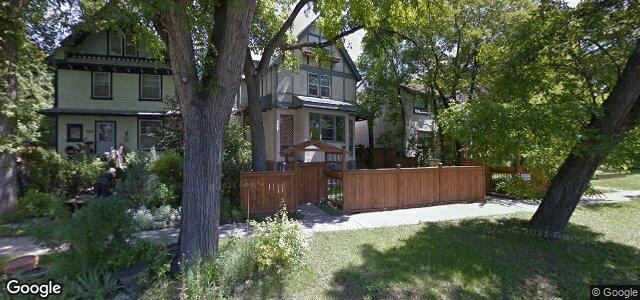 245 Canora Street（加拿大曼尼托巴省溫尼伯市）房屋照片