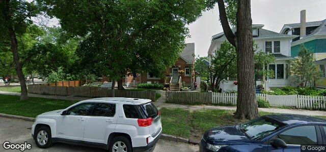 Larawan ng 37 Lenore Street sa Winnipeg, Manitoba