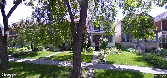 Photo of 513 Basswood Place in Winnipeg, Manitoba