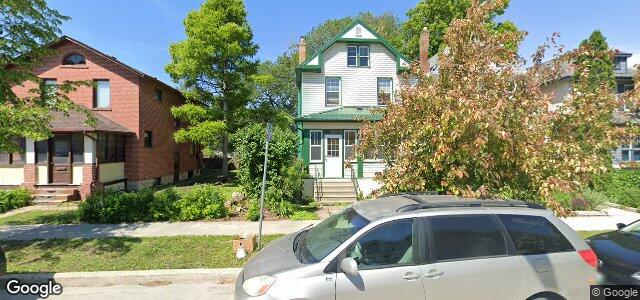 526 Camden Place（加拿大曼尼托巴省溫尼伯市）房屋照片