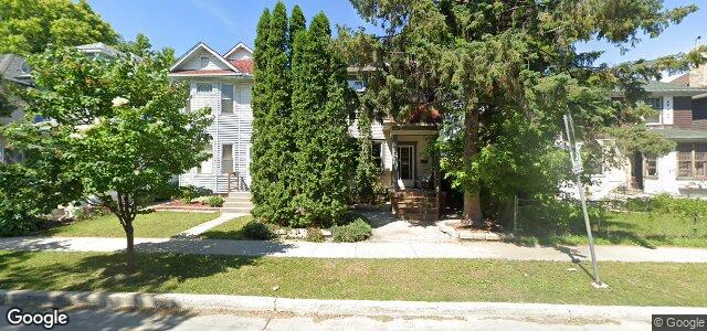 Photo of 536 Camden Place in Winnipeg, Manitoba