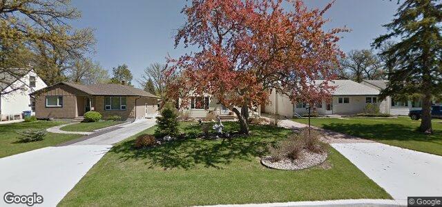 131 Oakdean Boulevard（加拿大曼尼托巴省溫尼伯市）房屋照片