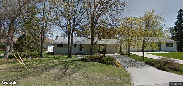 2744 Assiniboine Avenue（加拿大曼尼托巴省溫尼伯市）房屋照片