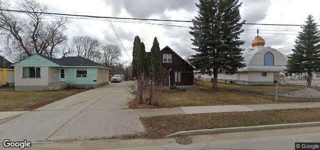 Photo of 106 Berrydale Avenue in Winnipeg, Manitoba