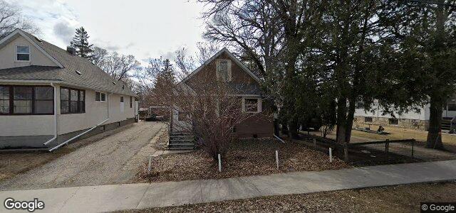 32 Berrydale Avenue（加拿大曼尼托巴省溫尼伯市）房屋照片